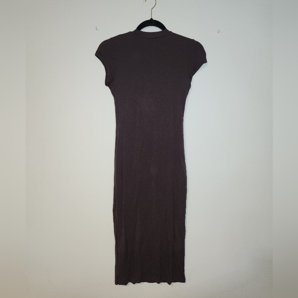 Mid length bodycon dress - Picture 2 of 3